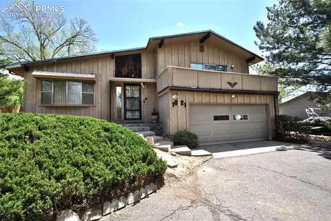 1021 Pioneer Ln, Colorado Springs, CO 80904