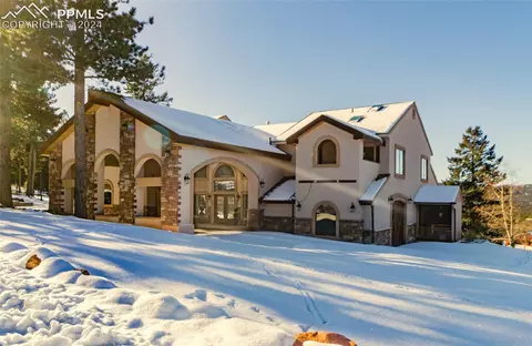 980 Char Ln, Woodland Park, CO 80863