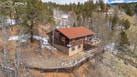 70 Beaver Pond Dr, Divide, CO 80814 photo 1