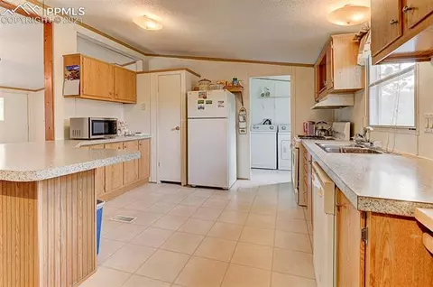 107 Thunderbird Rd, Cotopaxi, CO 81223 photo 1