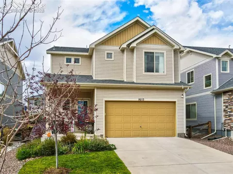 9213 Pacific Crest Dr, Colorado Springs, CO 80927