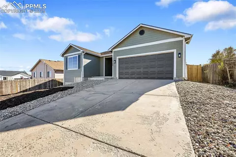 1155 Legend Oak Dr, Fountain, CO 80817