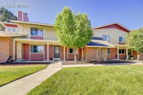 384 W Rockrimmon Blvd #C, Colorado Springs, CO 80919