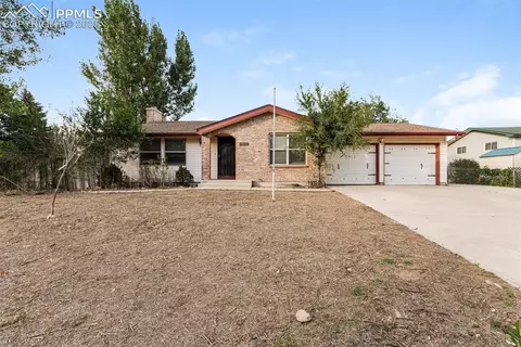 7220 Loveland Ave, Fountain, CO 80817