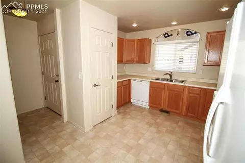 7305 Owings Pt, Peyton, CO 80831 photo 8