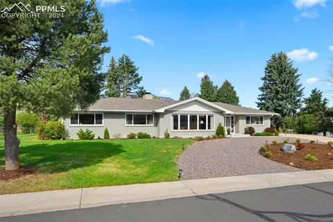 4 El Encanto Dr, Colorado Springs, CO 80906