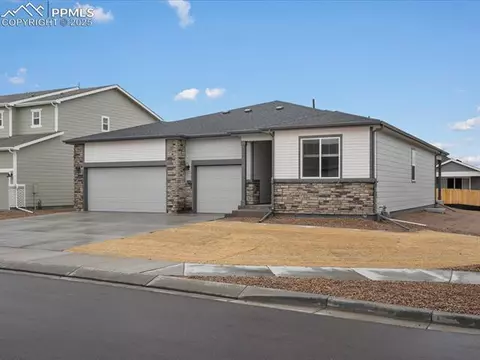 10352 Hartwood Dr, Peyton, CO 80831 photo 2