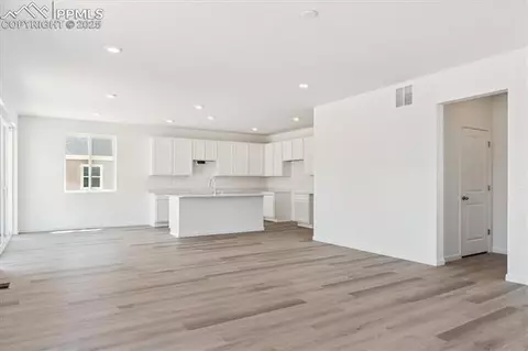 10115 Kingsbury Dr, Peyton, CO 80831 photo 9