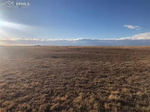 10457 S Edison Rd, Yoder, CO 80864 photo 6