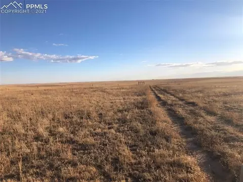 10457 S Edison Rd, Yoder, CO 80864 photo 13