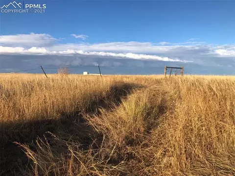 10457 S Edison Rd, Yoder, CO 80864 photo 9