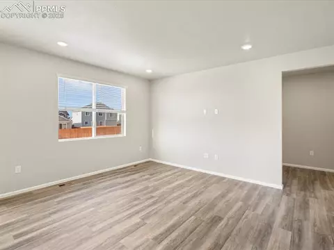 13423 Valley Peak Dr, Peyton, CO 80831 photo 6