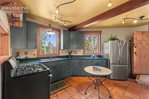 Kitchen - 174 Needle Creek Rd, Divide, CO 80814 photo 1 of 3