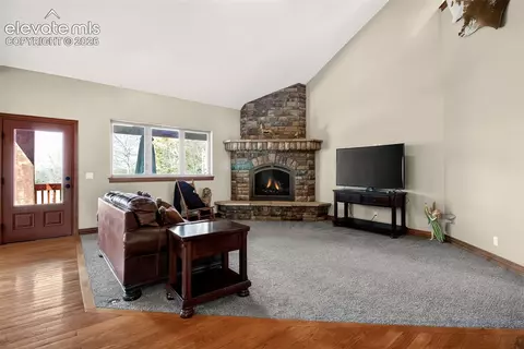 Living - 1471 County Road 51, Divide, CO 80814 photo 2 of 7