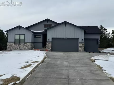 8607 Falcon Nest Ct, Colorado Springs, CO 80908