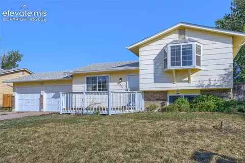 7530 Dove Creek Cir, Colorado Springs, CO 80911