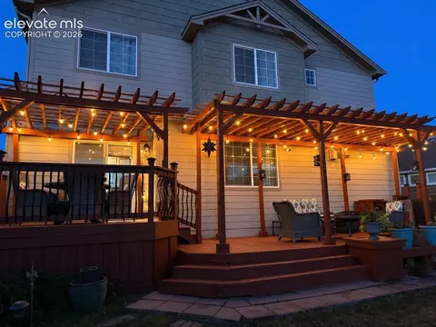 1997 Dewhirst Dr, Colorado Springs, CO 80951