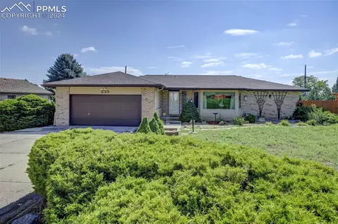 233 Crestridge Ave, Colorado Springs, CO 80906