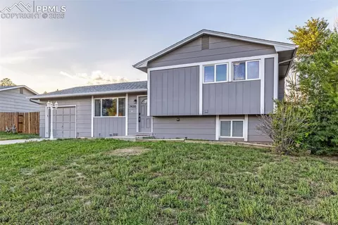 7430 Vineland Trl, Colorado Springs, CO 80911