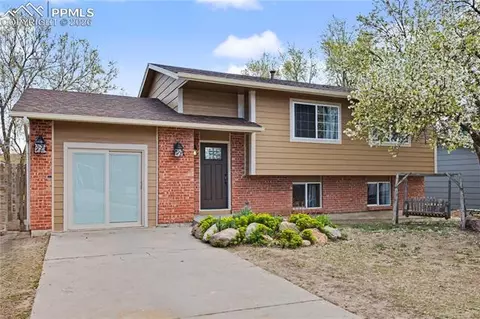 2205 Shawnee Dr, Colorado Springs, CO 80915
