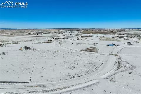 2940 Hoofprint Rd, Peyton, CO 80831 photo 2