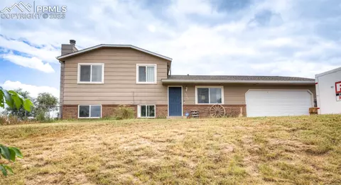 9765 Wineglass Rd, Fountain, CO 80817