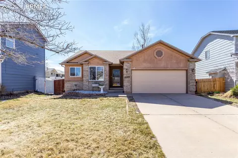 1555 Gumwood Dr, Colorado Springs, CO 80906