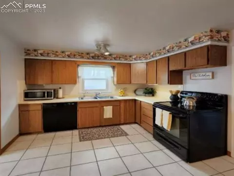 487 C Ave, Limon, CO 80828 photo 5