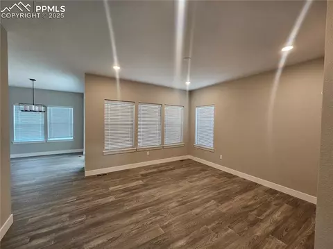 16207 Talons Bluff Ln, Monument, CO 80132 photo 10