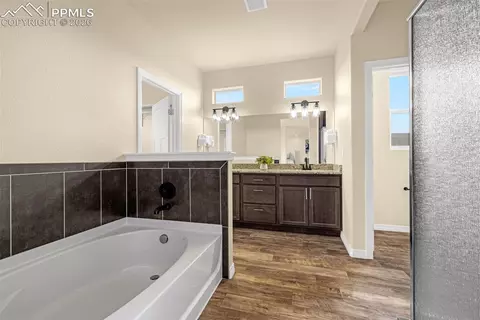 Bath - 9563 Fairway Glen Dr, Peyton, CO 80831 photo 2 of 5