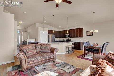 10111 Henman Ter, Peyton, CO 80831 photo 6