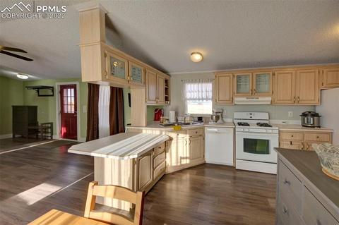 33955 Fossinger Rd, Yoder, CO 80864 photo 10