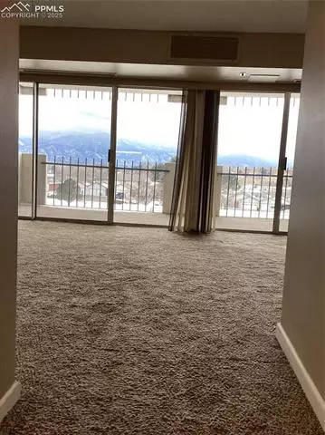 411 Lakewood Cir #A302, Colorado Springs, CO 80910