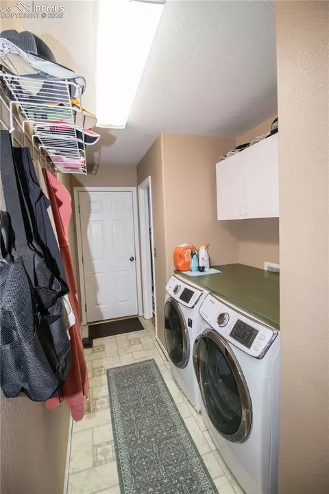560 N Robinson Ave, Florence, CO 81226 photo 22