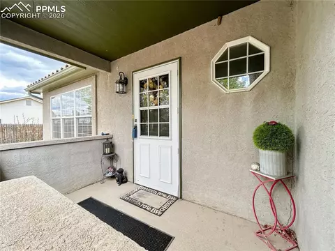 560 N Robinson Ave, Florence, CO 81226 photo 3