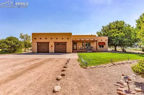 890 S Cienaga Dr, Pueblo, CO 81007