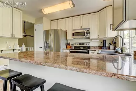 19453 E Bates Ave, Aurora, CO 80013 photo 10