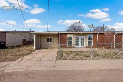 401 Windsor Ln, Fountain, CO 80817