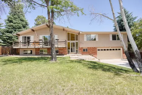 150 Fox Hill Ln, Colorado Springs, CO 80919