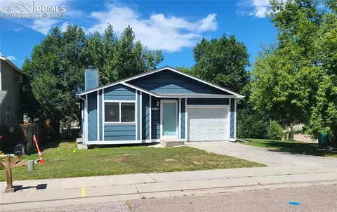2770 Fredricksburg Dr, Colorado Springs, CO 80922