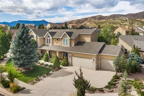 2285 Vanreen Dr, Colorado Springs, CO 80919