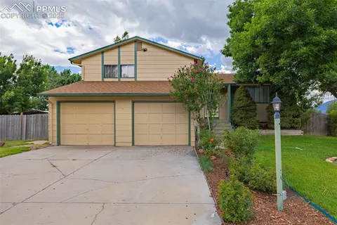 4030 Cooke Dr, Colorado Springs, CO 80911