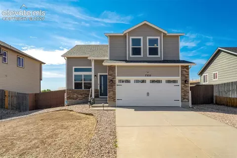 7335 Willowdale Dr, Fountain, CO 80817