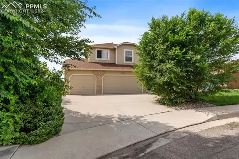 2610 Lone Tree Ct, Colorado Springs, CO 80922