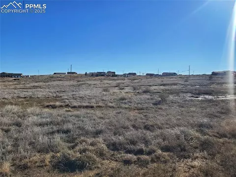 1942 E Purcell Blvd, Pueblo West, CO 81007
