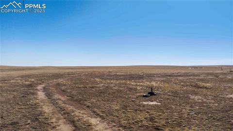 38125 Shear Rd, Yoder, CO 80864 photo 6