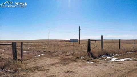 38125 Shear Rd, Yoder, CO 80864 photo 2