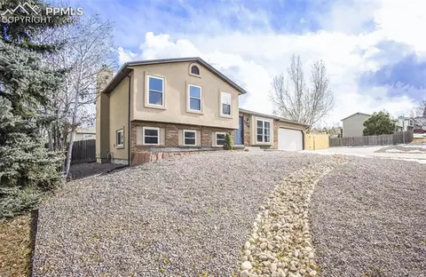6609 Flintridge Dr, Colorado Springs, CO 80918