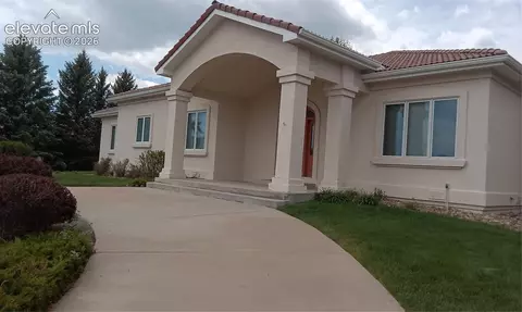 3720 Camel Grv, Colorado Springs, CO 80904