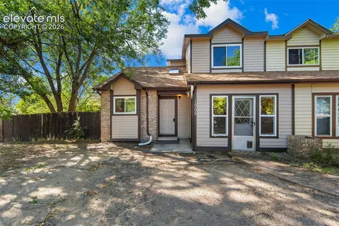 1905 Copper Creek Dr, Colorado Springs, CO 80910